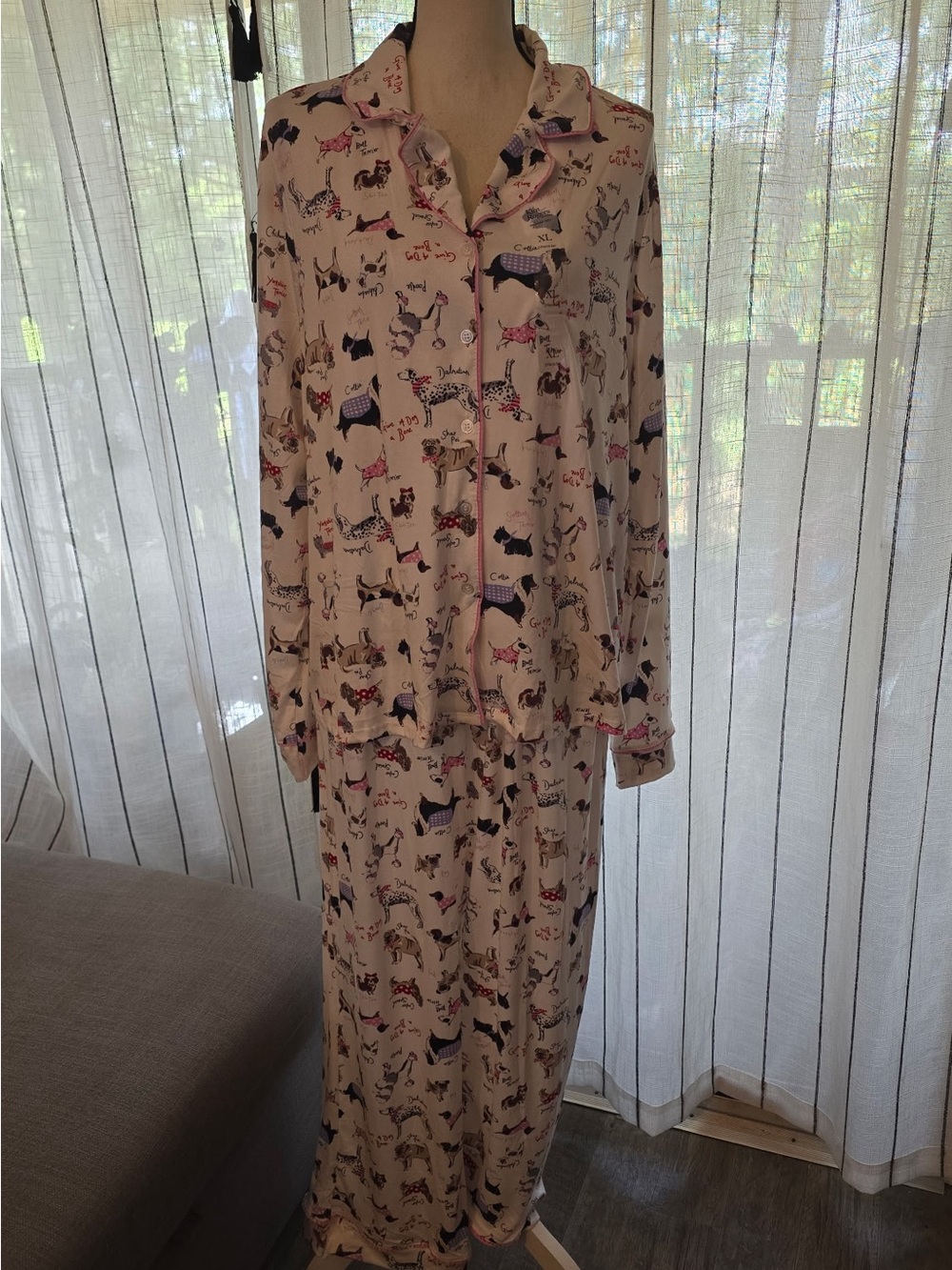 Kim Rogers Cream Pajama Set with Multicolor Dog Motif